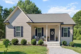 304 E Mason St, Franklinton, NC 27525 - Photo 1