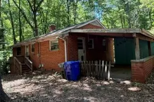 404 Barclay Rd, Chapel Hill, NC 27516 - Photo 1