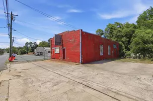 611 W Elm St, Graham, NC 27253 - Photo 1
