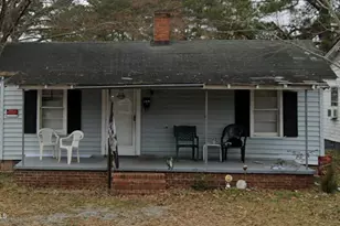 609 N 4th St, Smithfield, NC 27577 - Photo 1