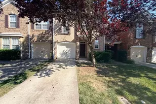 1061 Remington Oaks Cir, Cary, NC 27519 - Photo 1