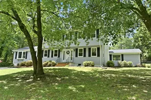 304 Plum Ln, Chapel Hill, NC 27517 - Photo 1