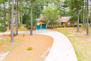 1210 E Cumberland St, Dunn, NC 28334 - Photo 1