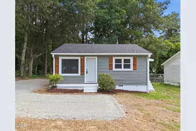 149 S Elizabeth Street, Henderson, NC 27536 - Photo 1