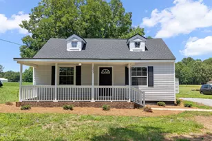 1555 Beulahtown Rd, Kenly, NC 27542 - Photo 1