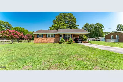 1110 N Webb Street, Selma, NC 27576 - Photo 1