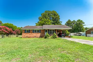 1110 N Webb St, Selma, NC 27576 - Photo 1
