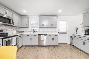 412 1st St, Apex, NC 27502 - Photo 1