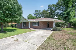 410 Blackmon St, Four Oaks, NC 27524 - Photo 1