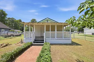 201 4th St, Erwin, NC 28339 - Photo 1