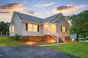 215 Brookfield Cir, Sanford, NC 27330 - Photo 1