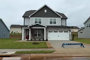 256 Custer Dr, Mebane, NC 27302 - Photo 1