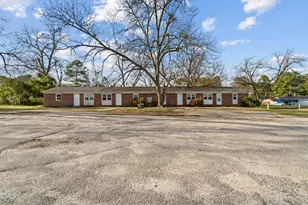 1218 Southwood Dr, Fayetteville, NC 28304 - Photo 1