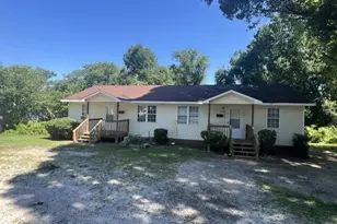 413-415 Gay St, Henderson, NC 27536 - Photo 1