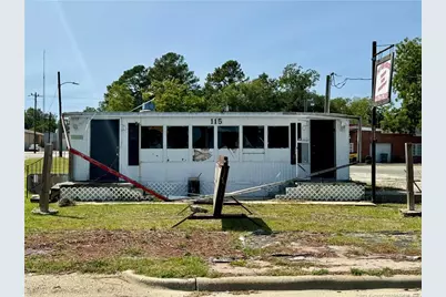 115 Walnut Street, Fairmont, NC 28340 - Photo 1