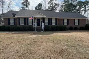 105 Nottingham Ln, Red Springs, NC 28377 - Photo 1