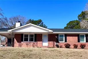 3000 Cricket Rd, Fayetteville, NC 28306 - Photo 1