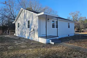 609 Eva Cir, Spring Lake, NC 28390 - Photo 1