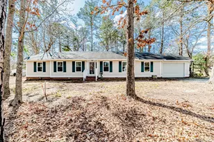 1301 Longleaf Ln, Sanford, NC 27330 - Photo 1
