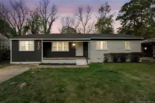 304 S Thompson St, Whiteville, NC 28472 - Photo 1