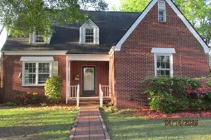 203 W 16th St, Lumberton, NC 28358 - Photo 1