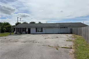 300 Jernigan Rd, Dunn, NC 28334 - Photo 1