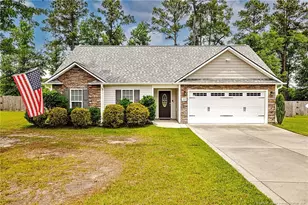 3453 Thrower Rd, Hope Mills, NC 28348 - Photo 1