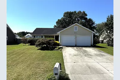 5413 Heather Street, Hope Mills, NC 28348 - Photo 1