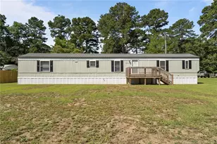 22460 Pinevilla Dr, Laurinburg, NC 28352 - Photo 1