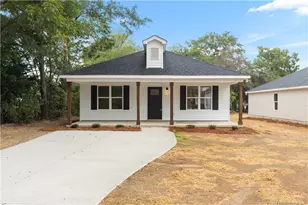 211 E Washington St, Coats, NC - Photo 1