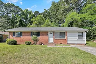 1486 Thelbert Dr, Fayetteville, NC 28301 - Photo 1