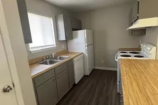 827 Applewood Ln, Fayetteville, NC 28303 - Photo 1