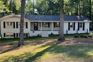 374 S Denise Ave, Coats, NC 27521 - Photo 1