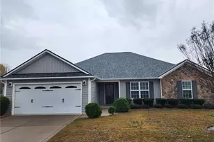 172 Scanner Ct, Raeford, NC 28376 - Photo 1