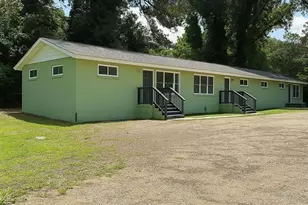 432 Squirrel St, Fayetteville, NC 28303 - Photo 1