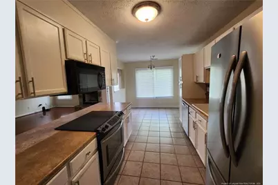 417 Sparrow Drive, Fayetteville, NC 28306 - Photo 3