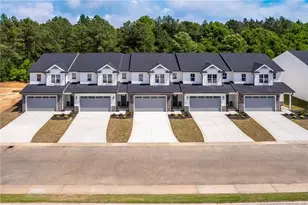 3032 Candlelight Dr, Fayetteville, NC 28311 - Photo 1