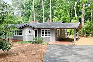 704 Fitts St, Sanford, NC 27330 - Photo 1