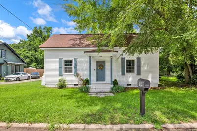 185 N Fayetteville Street, Parkton, NC 28371 - Photo 1