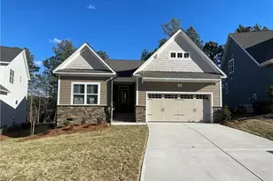 456 Redwater Trail, Aberdeen, NC 28315 - Photo 1