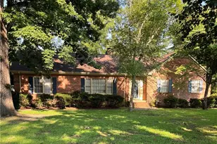 501 S Main St, Red Springs, NC 28377 - Photo 1