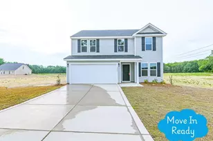 1919 Bulldog Ln, Hope Mills, NC 28348 - Photo 1