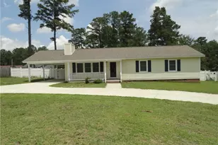 2664 Strickland Bridge Rd, Fayetteville, NC 28306 - Photo 1