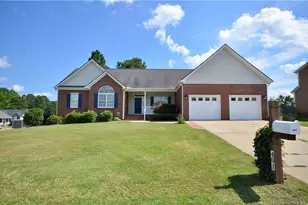 401 Edwinstowe Ave, Fayetteville, NC 28311 - Photo 1