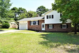 4642 Ashton Rd, Fayetteville, NC 28304 - Photo 1