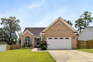 1605 Stanford Ct, Fayetteville, NC 28314 - Photo 1