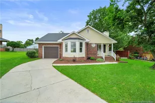 5726 Walkabout Rd, Hope Mills, NC 28348 - Photo 1