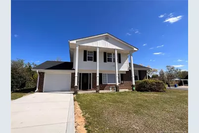 136 Brocton Drive, Fayetteville, NC 28303 - Photo 1