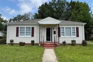 311 E 16th St, Lumberton, NC 28358 - Photo 1