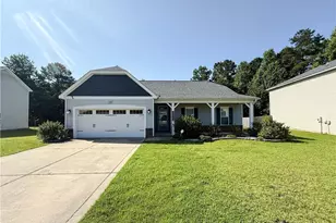 728 Roanoke Dr, Raeford, NC 28376 - Photo 1